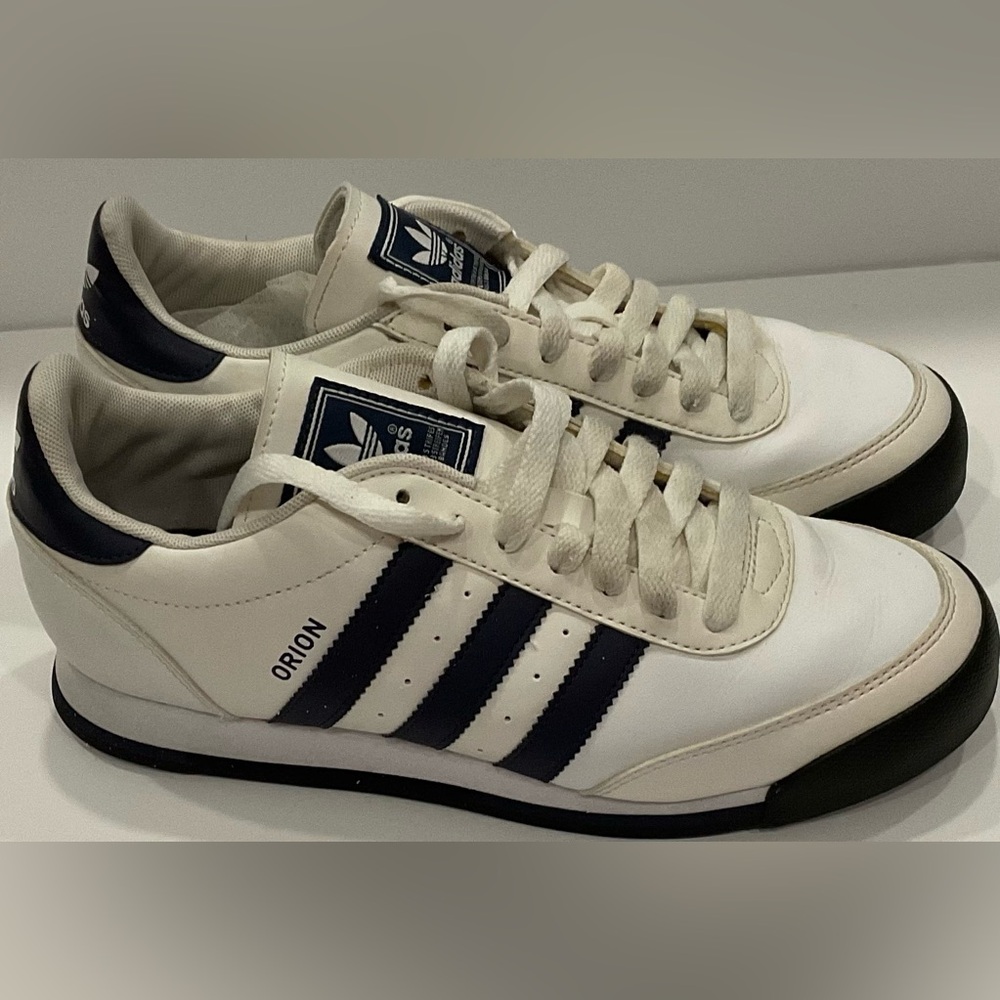 Adidas Orion White Navy Sneakers Women’s Size 6 Classic Retro Casual Shoes